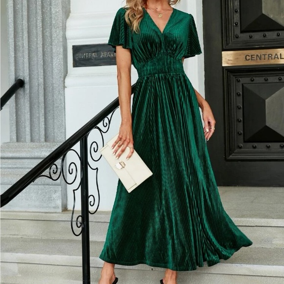 Luxe burnt orange velvet V neck butterfly sleeve dress LAST FEW - Picture 10 of 16